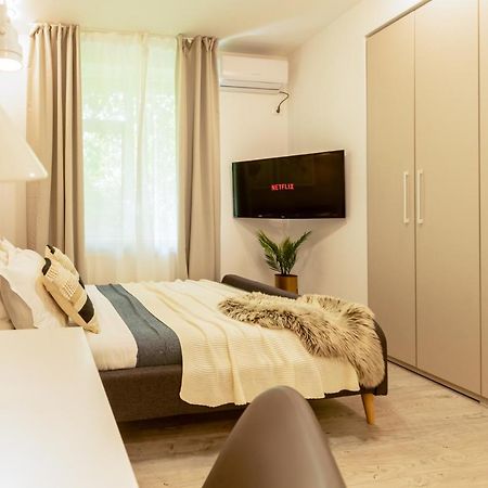 Ideal Stay: Spacious 2Br Apt Near Calea Victoriei Bucareste Exterior foto