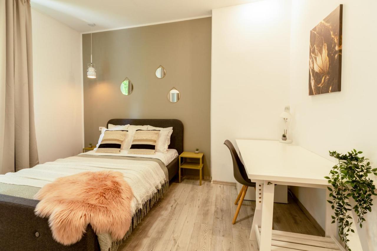 Ideal Stay: Spacious 2Br Apt Near Calea Victoriei Bucareste Exterior foto