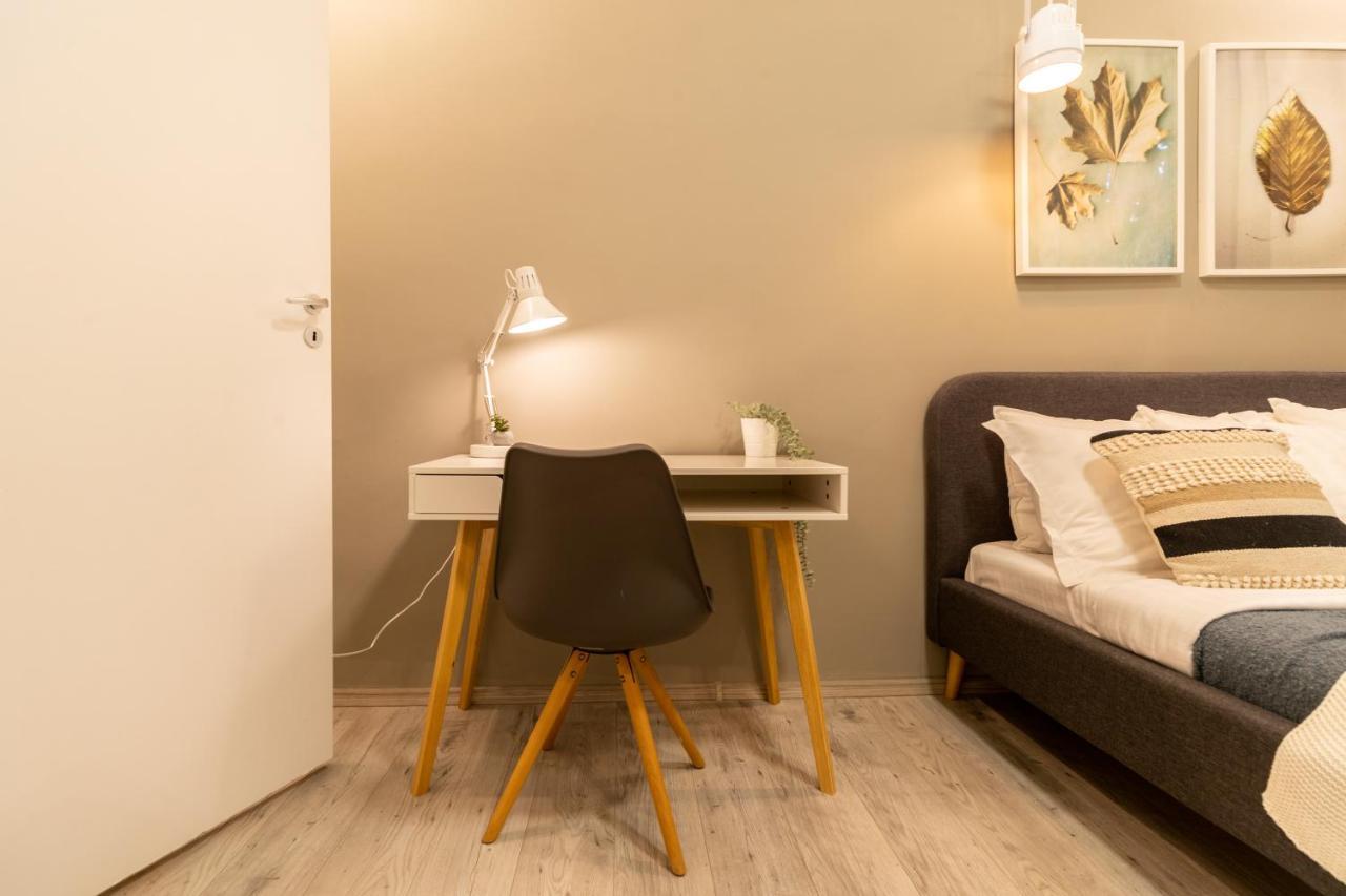 Ideal Stay: Spacious 2Br Apt Near Calea Victoriei Bucareste Exterior foto