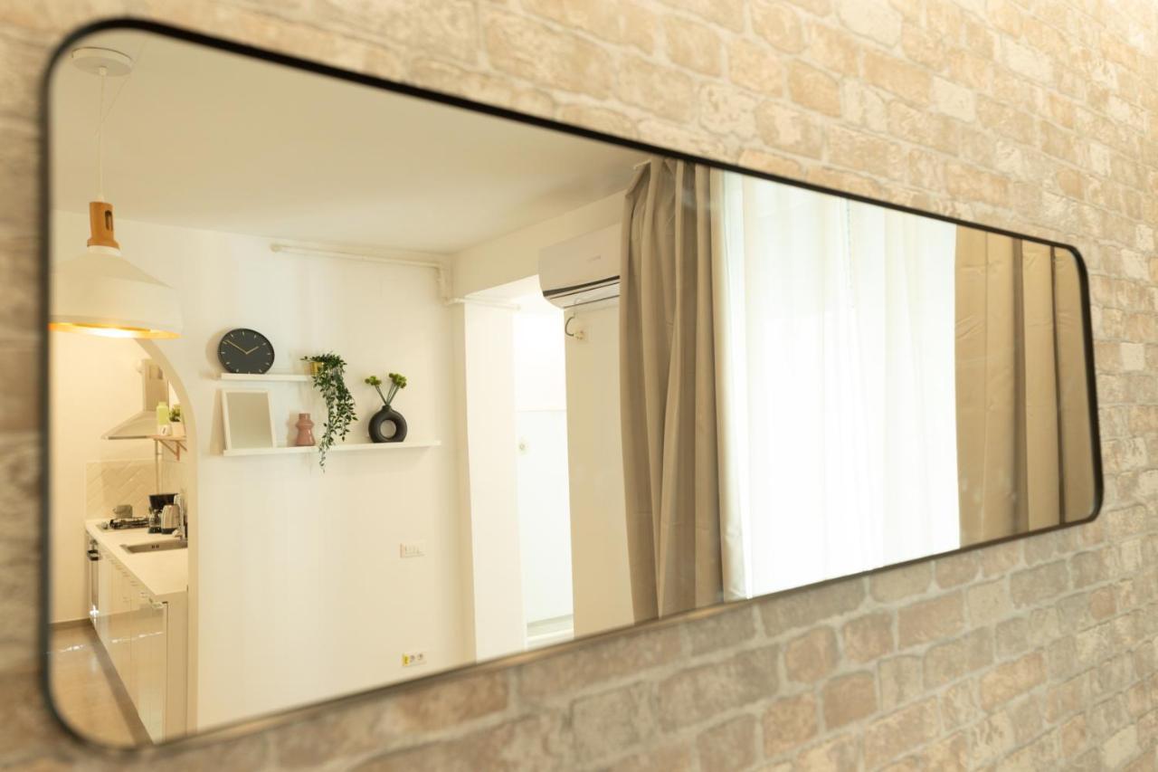 Ideal Stay: Spacious 2Br Apt Near Calea Victoriei Bucareste Exterior foto