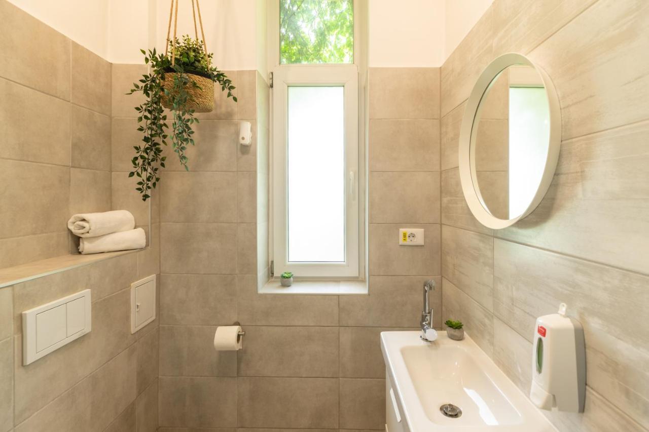 Ideal Stay: Spacious 2Br Apt Near Calea Victoriei Bucareste Exterior foto