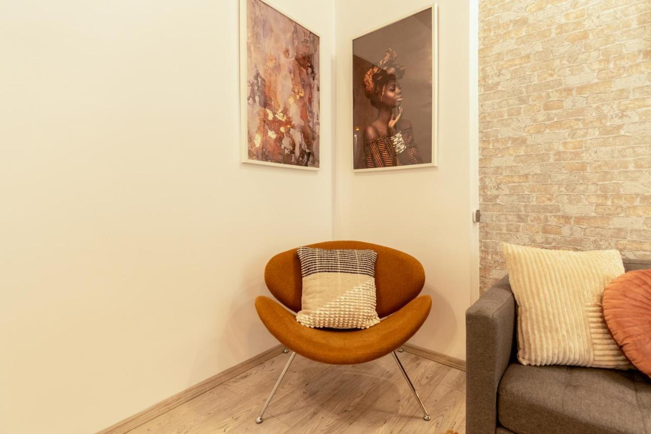 Ideal Stay: Spacious 2Br Apt Near Calea Victoriei Bucareste Exterior foto